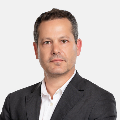 Dr. Eyal Geva